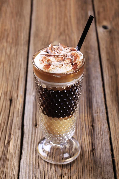 Bebida Café Coberto Com Chantilly Mutmeg — Fotografia de Stock