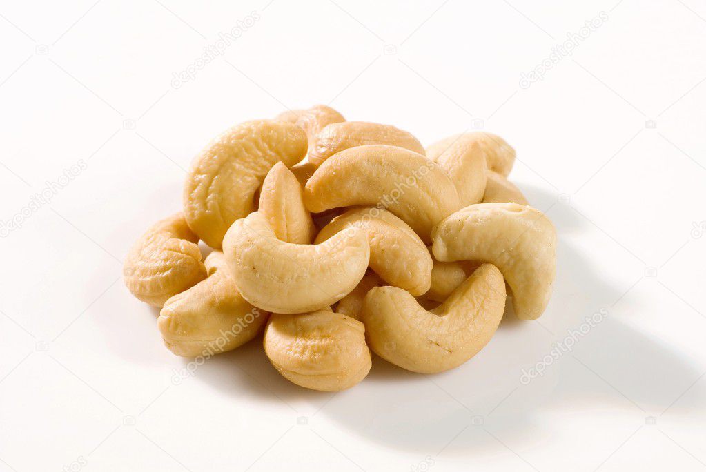 Roasted cashews