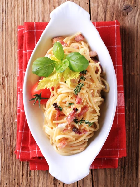 Спагетти алла карбонара — стоковое фото
