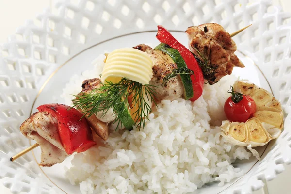 Chicken Shish Kebab und Reis — Stockfoto