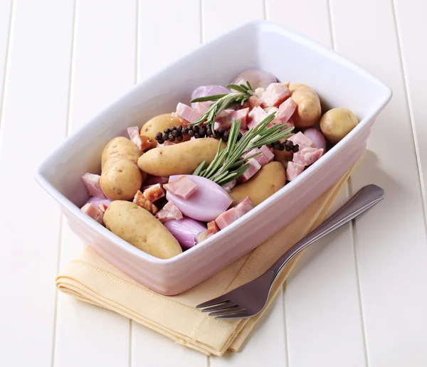 Zutaten für Kartoffelauflauf — Stockfoto