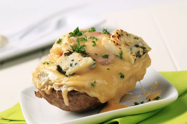 Doppio formaggio patate due volte al forno — Foto Stock