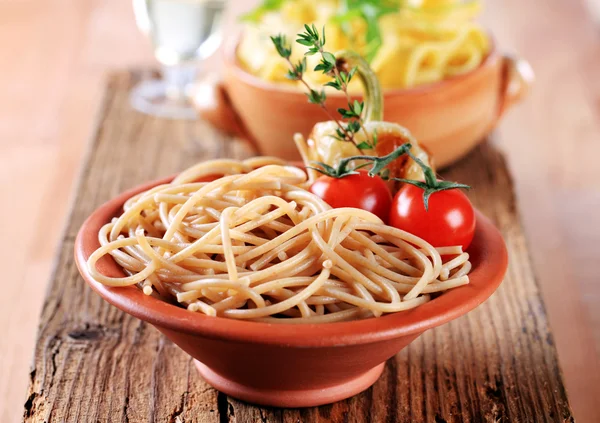 Spaghetti integrali di grano — Foto Stock