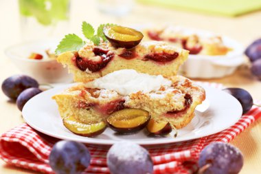 Plum cake clipart