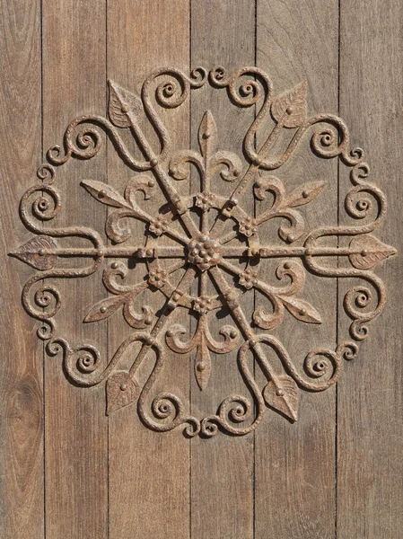 Декоративное средневековое железо — стоковое фото
