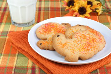 Turkey shaped sugar cookies for Thanksgiving. clipart