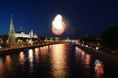 Moskova üzerinde havai fişek. Rusya, 12 Haziran 2010