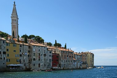 eski şehir rovinj--Hırvatistan Kuzey Adriyatik üzerinde yer alan şehir manzarası