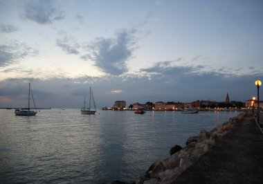 Deniz Manzaralı ve günbatımı zamanı, Hırvatistan, porec şehirde