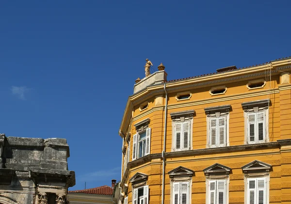 Historisch Gebouw Stad Pula Kroatië — Stockfoto