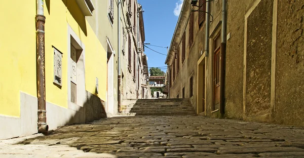 Streets of the historic center of Pula, Croatia — Stock Photo, Image