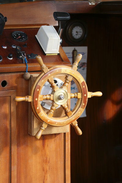 Wheelhouse (flying bridge, Bridge of a ship) - a special room in the ship's superstructure