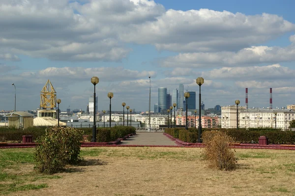 Загальний вид міста Москви з оглядового майданчика — стокове фото