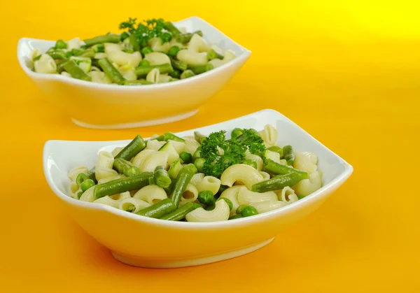 Těstoviny s zelená zelenina — Stock fotografie
