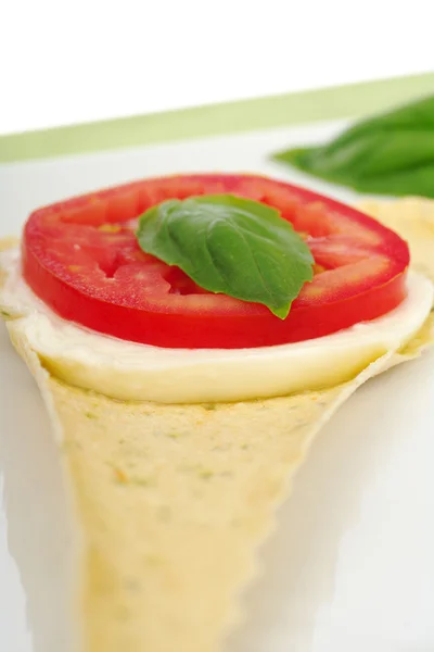 Appetizer: Mozzarella, Tomato and Basil — Stock Photo, Image
