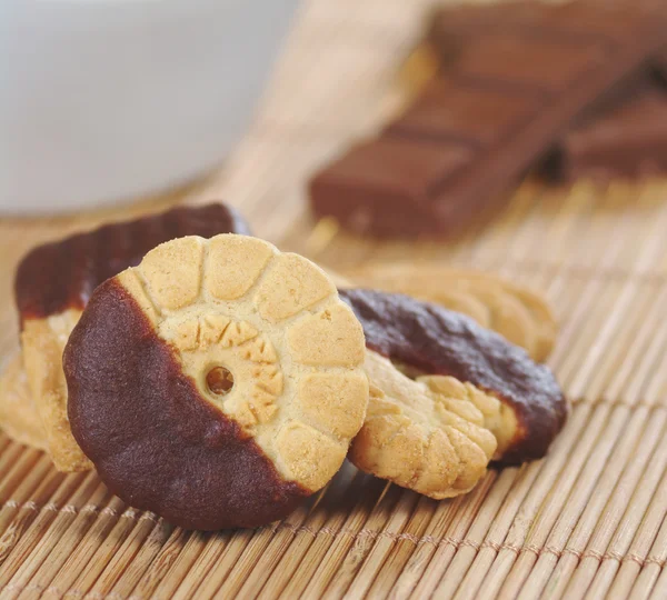 Smör cookies med choklad glasyr — Stockfoto