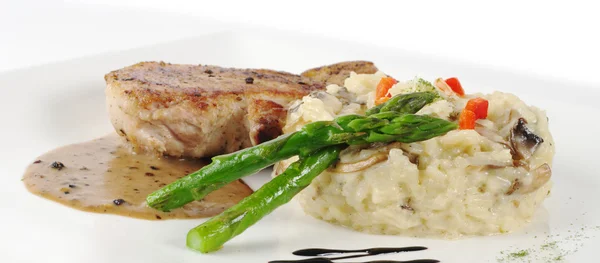 Risotto, Asparagus and Meat — Stock Photo, Image