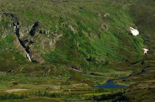 Green Hillside in Norvegia — Foto Stock