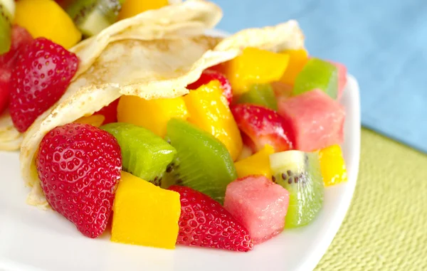 Crepes Filled with Fruits — Stock Photo, Image