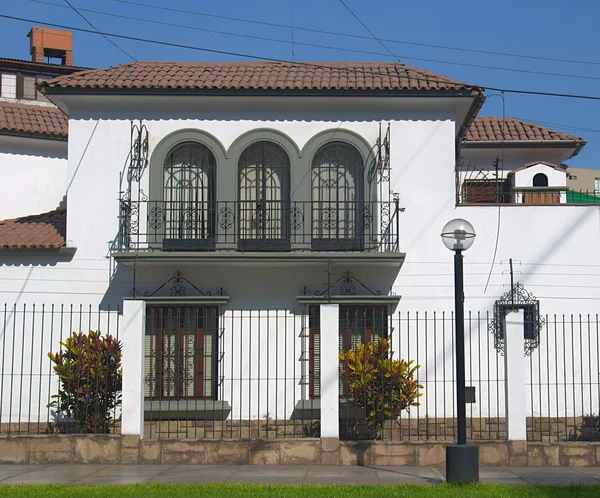 Residential House in Lima — Stock Photo, Image