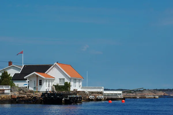 南ノルウェーの海岸に沿って lyngor — ストック写真