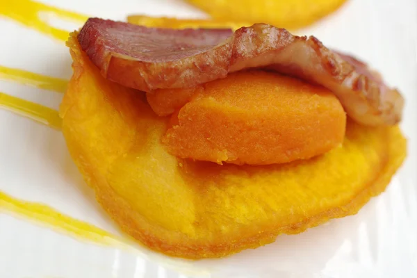 Ham with Sweet Potato — Stock Photo, Image