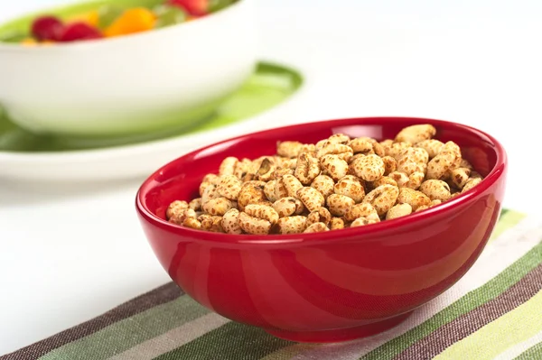 Puffed Wheat Cereal — Stock Photo, Image