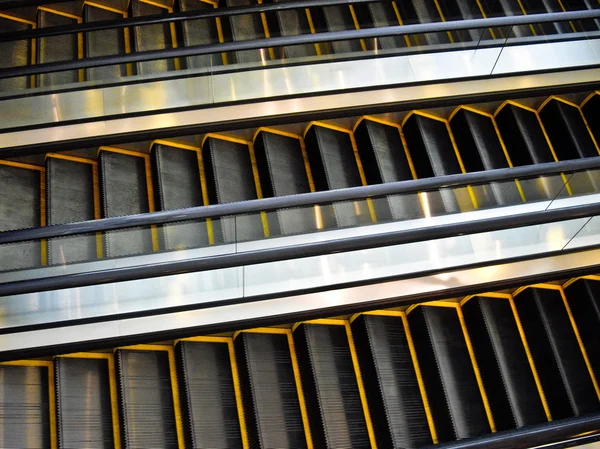 Ruchomych schodów — Zdjęcie stockowe