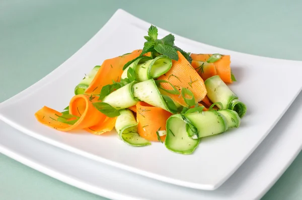 Zucchini salad with carrots — Stock Photo, Image