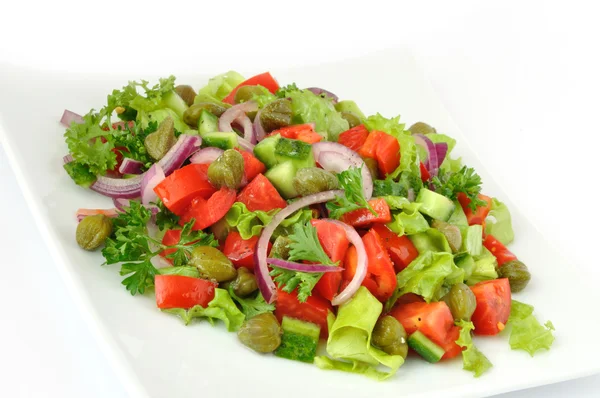 Plantaardige salade met kappertjes — Stockfoto