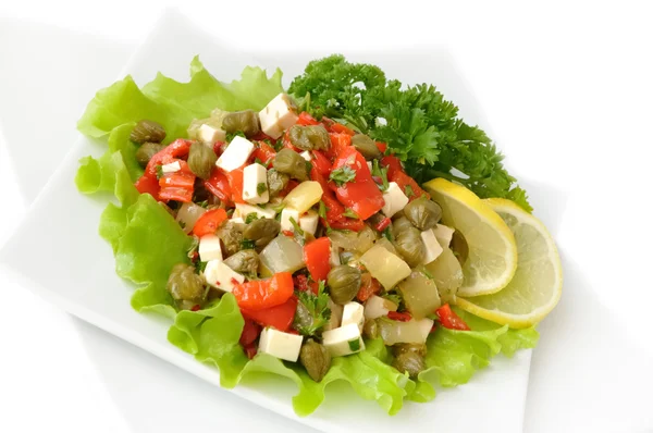 Salade met pepers en kappertjes — Stockfoto