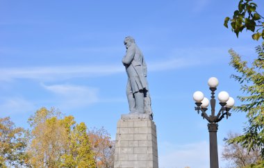Taras Shevchenko Anıtı