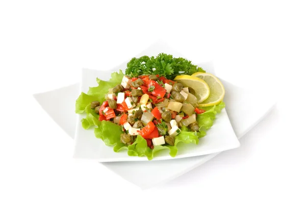 Salada com pimentas e alcaparras — Fotografia de Stock