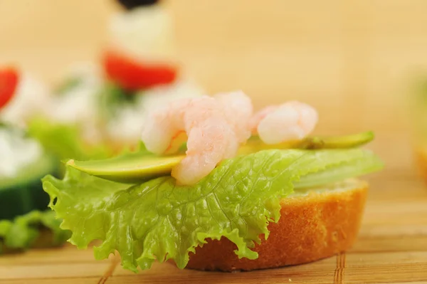 Sandwich with shrimps — Stock Photo, Image