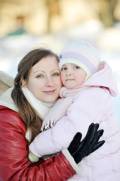 Moeder met dochter — Stockfoto