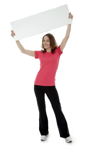 Morena bonita mulher segurando sinal em branco — Fotografia de Stock