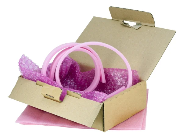 Мягкая Розовая Промышленная Упаковка Картонная Коробка Пленка Пенопласт Изолированный Белом — стоковое фото