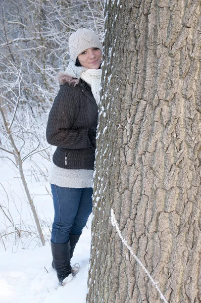 Obrázek Dívka Líbí Zimní Procházka — Stock fotografie