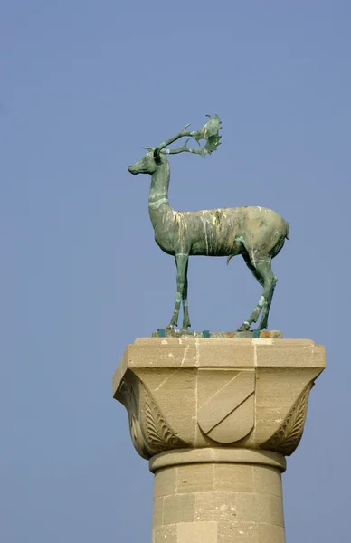 Monumentet i port Grekland — Stockfoto