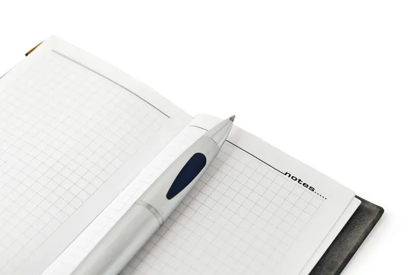 Открытый Квадратный Блокнот Ручка Белом Фоне — стоковое фото