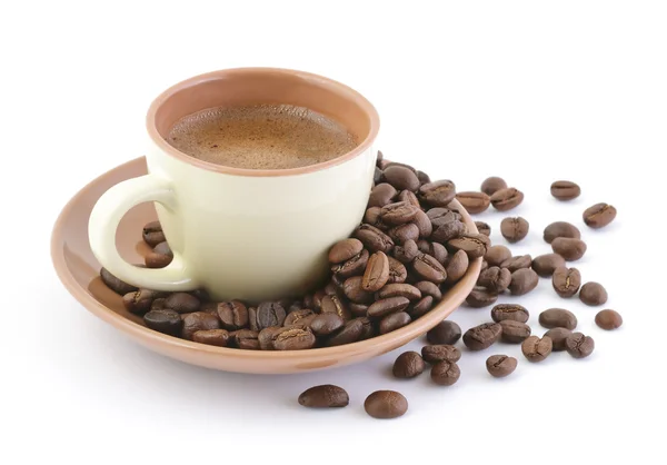 Kaffeetrinken und Bohnen — Stockfoto