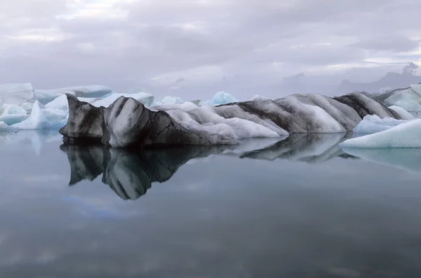 Lagune bleue avec glace — Photo