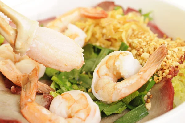 Vietnamca gıda üzerine beyaz izole
