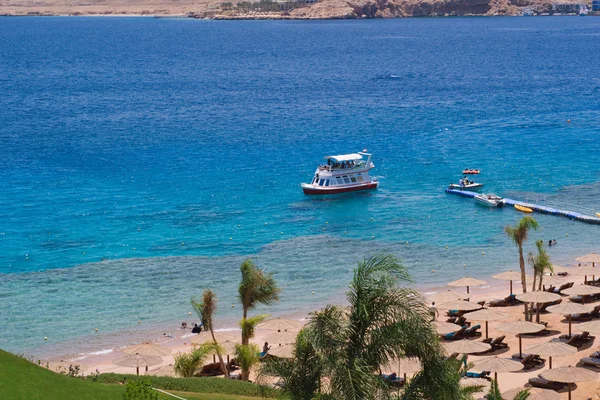 Deniz beach paradise