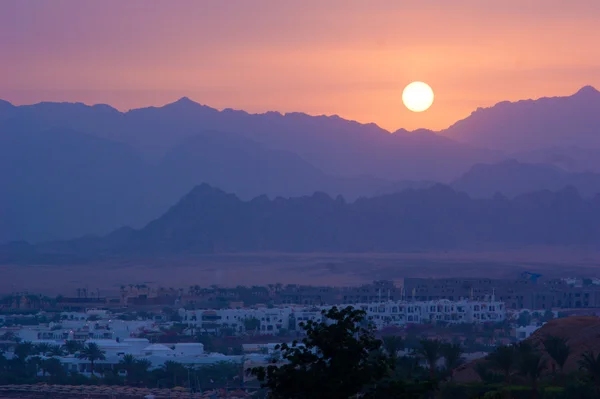 Coucher de soleil dans les montagnes du Sinaï, Egypte Photos De Stock Libres De Droits