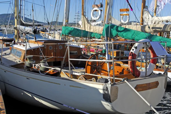 Classic Yacht en Saint Tropez Francia — Foto de Stock