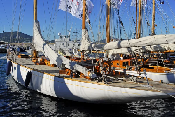 Classic Yacht en Saint Tropez Francia — Foto de Stock