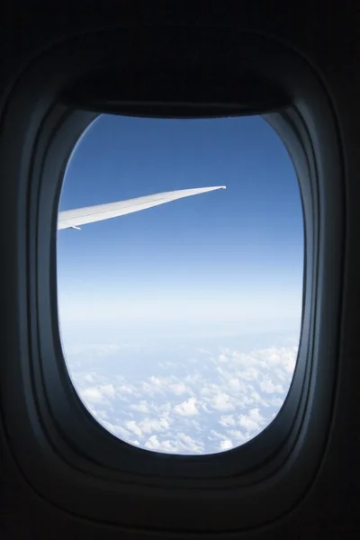 A kilátás a repülőgép ablakából — Stock Fotó