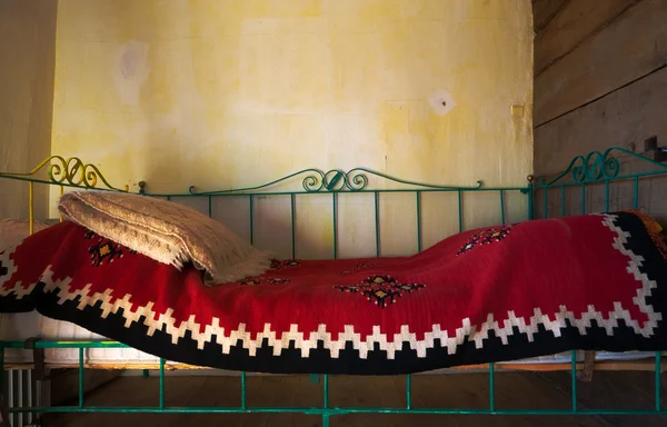 Stare łóżko — Zdjęcie stockowe