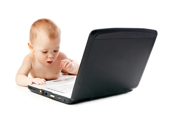 婴儿使用的便携式计算机 — 图库照片